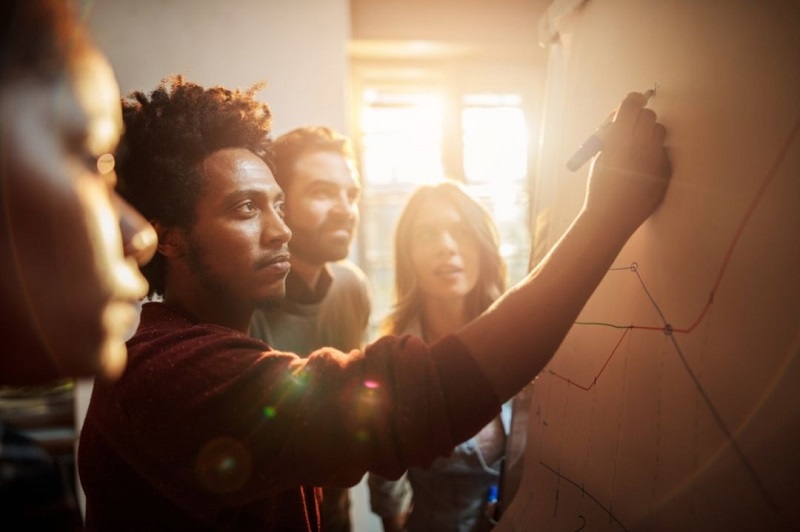 強光環(huán)境 強光環(huán)境